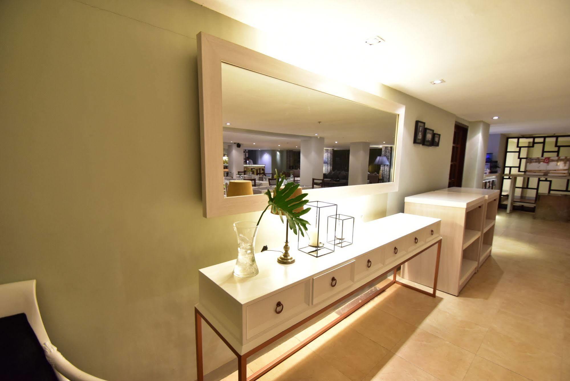 Almont City Hotel Butuan City Eksteriør bilde
